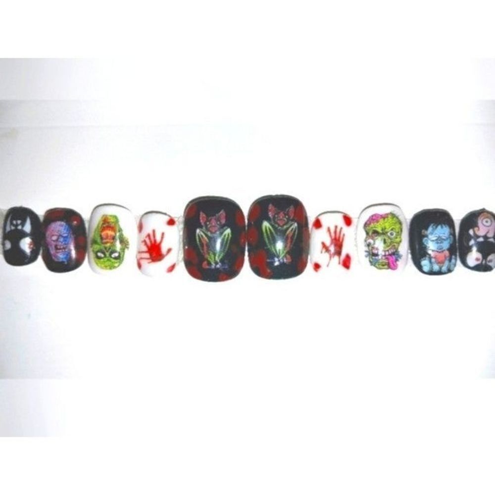 Hand crafted custom 10pc press on nails